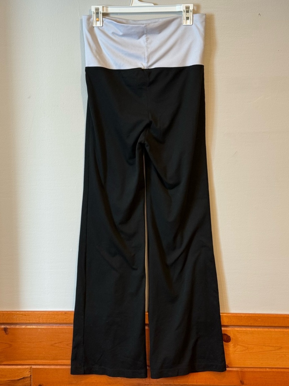 Bally Total Fitness Yoga Pants Black Wide Leg Leggings Thick Waistband Small 4-6